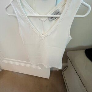 Daniel Rebecca White V Neck Shell Size S